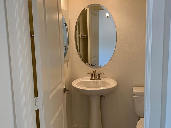 4th image of 4414 Palm Ave