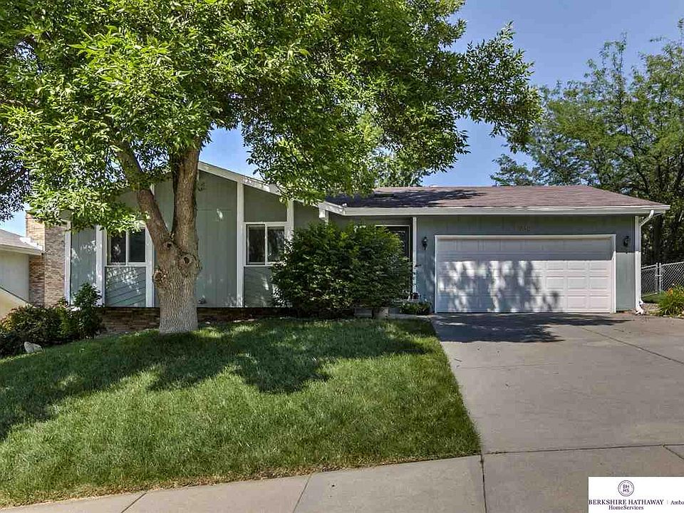 1st image of 7118 S 49th Avenue Cir
