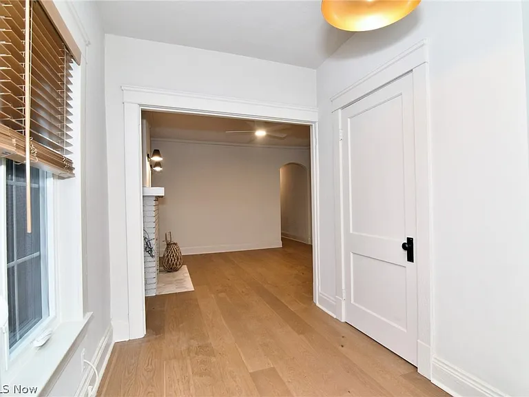 2272 Grandview Ave #2 — Photo 6