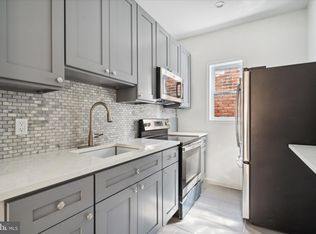 2024 N Hope St, Philadelphia, PA 19122