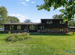 880 Walnut St, Perrysburg, OH
