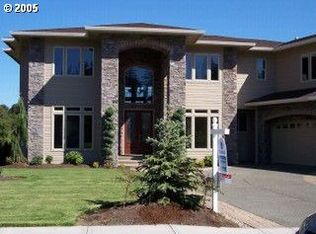 805 SE 201st Ave, Camas, WA 98607