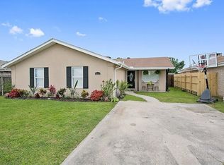 3713 Plaza Dr, Chalmette, LA 70043