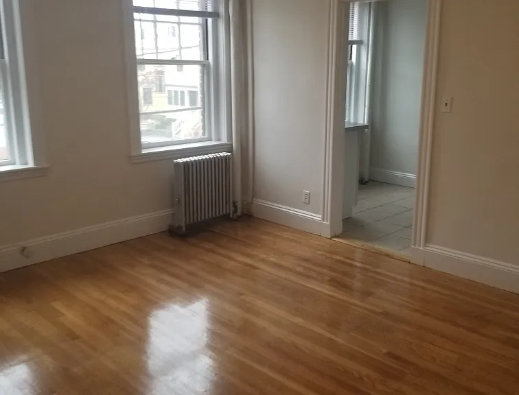 30 Langdon St #7 — Photo 4