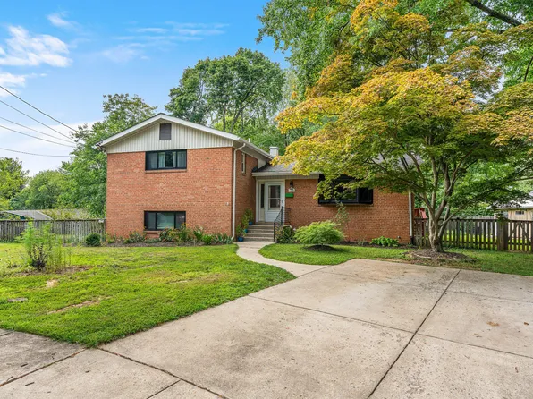 11526 Colt Ter, Silver Spring, MD 20902