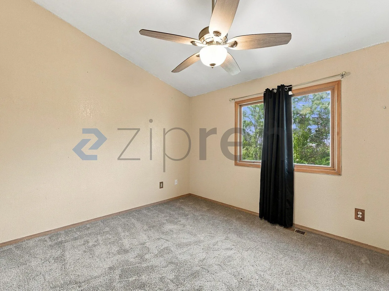 Firefly Condominiums Phase 06 Supplement 07 — Photo 2