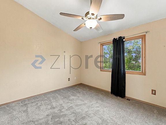 2nd image of 1347 Firefly Cir