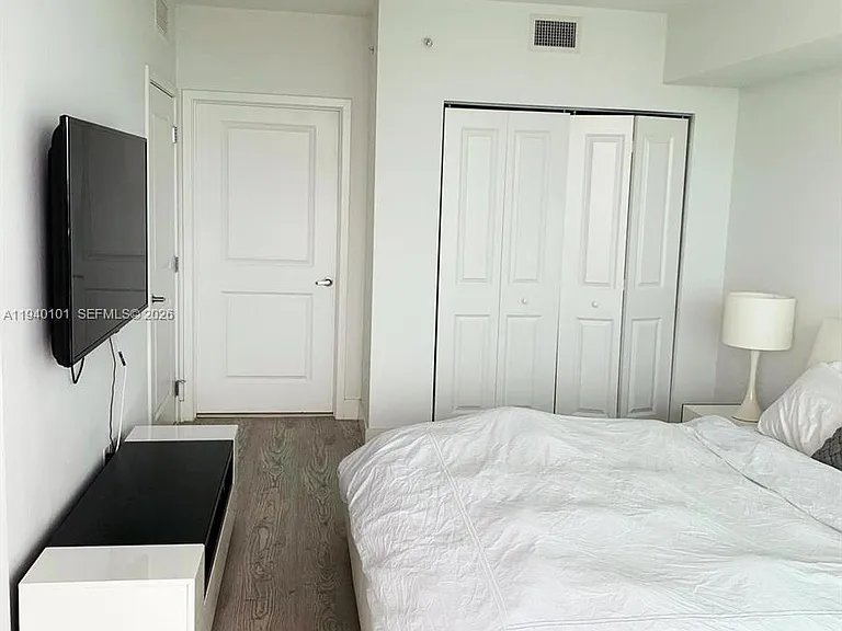 400 Sunny Isles Blvd #1120 — Photo 15