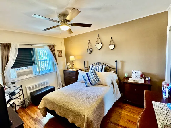 1525 85th Street image 18 of 27