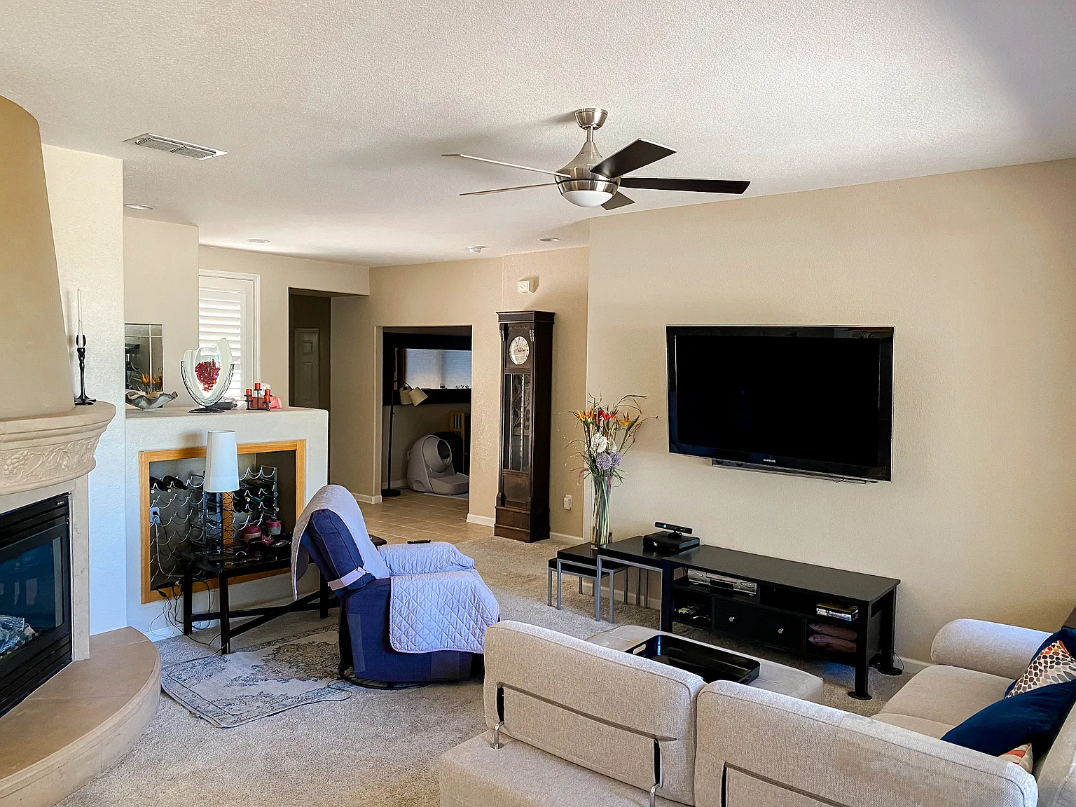 2 bed, 1626 sqft, $3,200 — Photo 3
