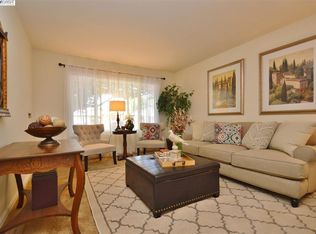 33782 Remington Dr, Union City, CA 94587