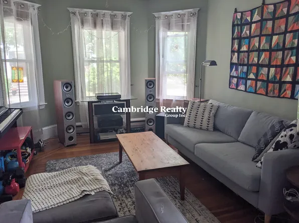 72 Bay State Ave #1, Somerville, MA 02144
