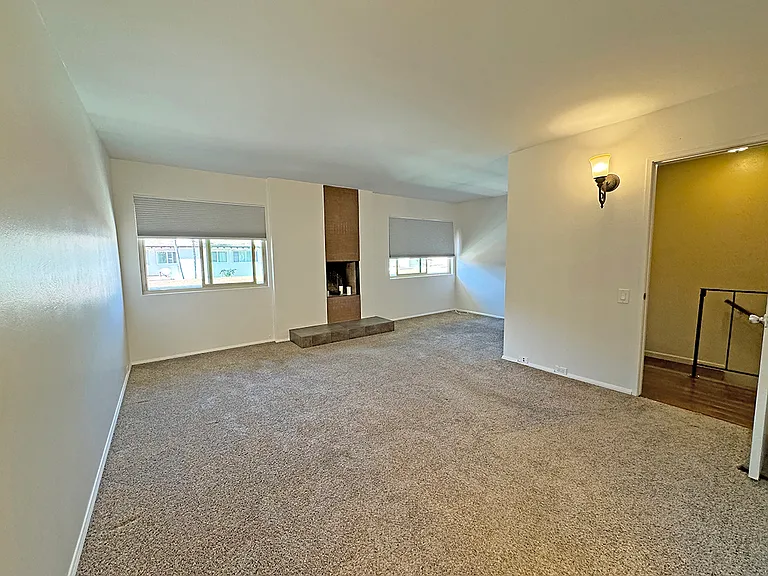 3218 Loma Riviera Dr — Photo 21