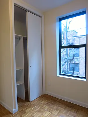 Rented by City & Suburban | media 40