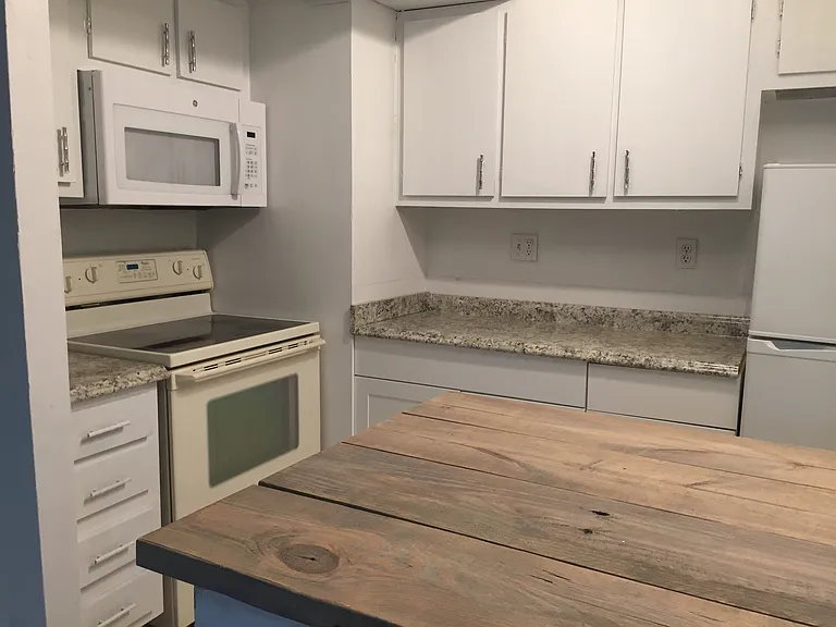 5981 Washington St #218 — Photo 2