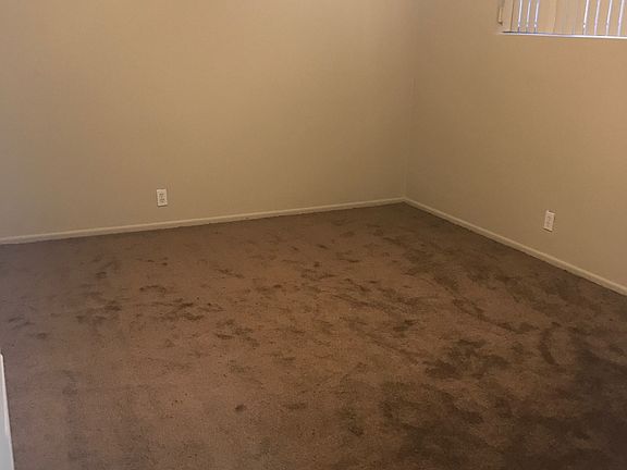 5th image of 6045 Whitsett Ave APT 7