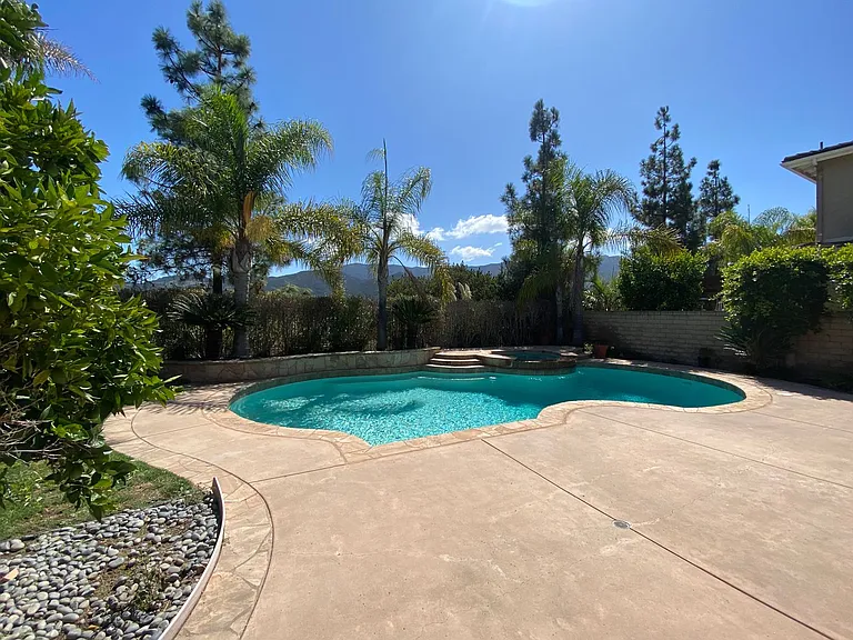 856 Paseo De Leon — Photo 27