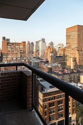 Rented by Evans Real Estate | media 14