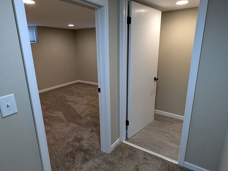 6228 Newton Ave S — Photo 58