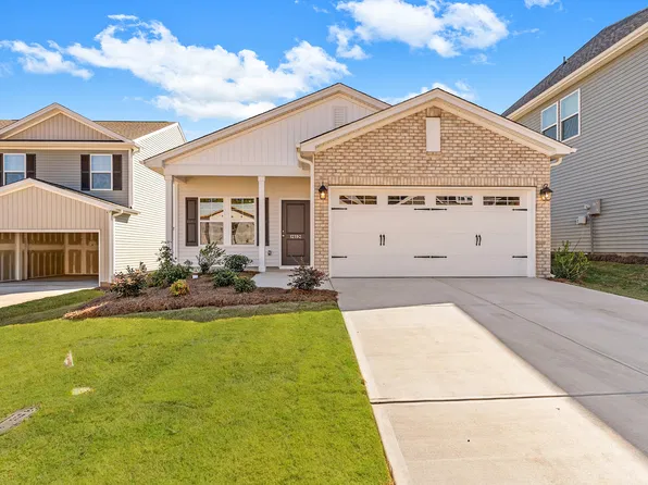 12192 Lansbury Dr, Inman, SC 29349