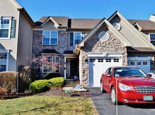 1723 Big Ridge Dr, East Stroudsburg, PA 18302