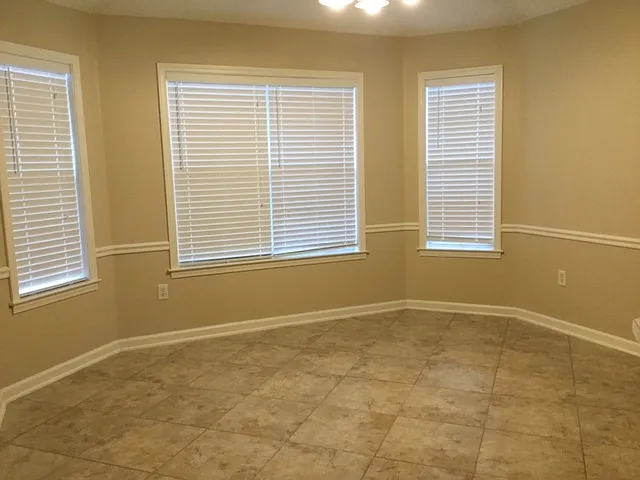 13148 Braybourne Pkwy — Photo 3