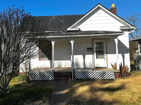 316 E Oak St, Covington, VA 24426