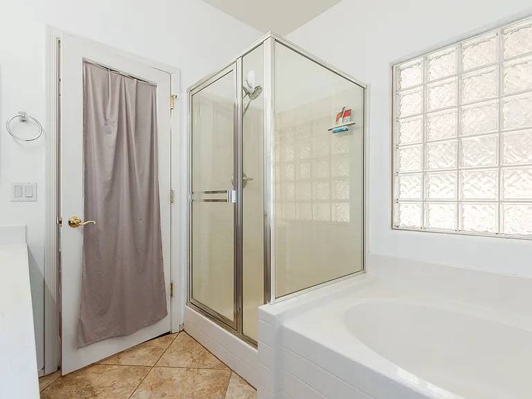 15165 N 146th Ave — Photo 15
