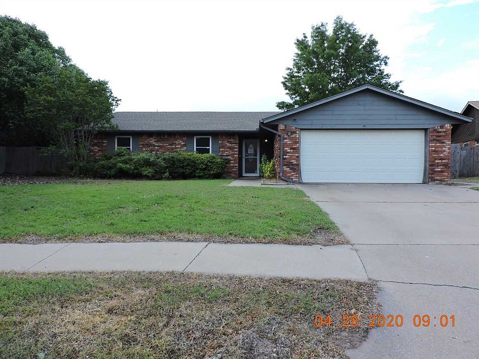 1st image of 7204 NW Cherry Cir