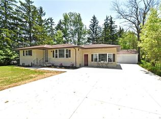2820 Love Rd, Grand Island, NY 14072