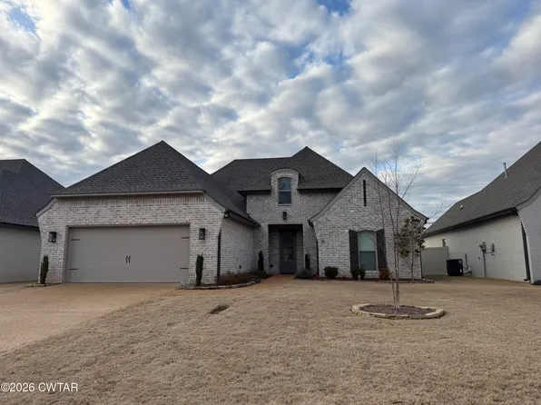 33 Emerald Breeze Dr, Jackson, TN 38305