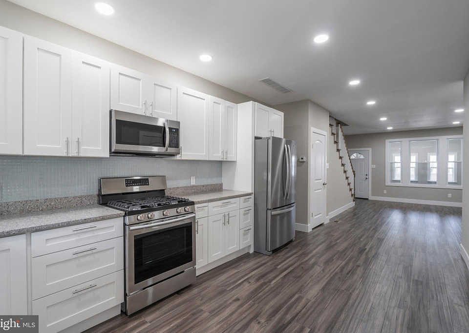 1st image of 6225 Larchwood Ave
