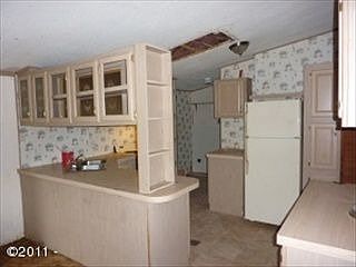 4th image of 450 N Fawn Dr