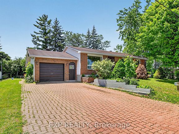 2nd image of 338 William St W