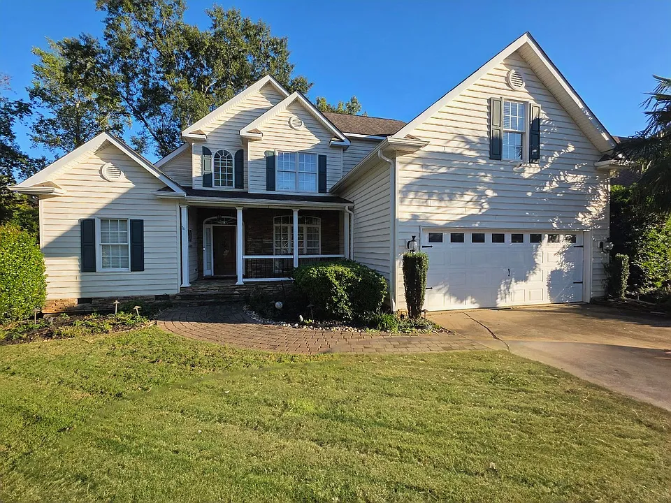 522 Saint Helena Ct