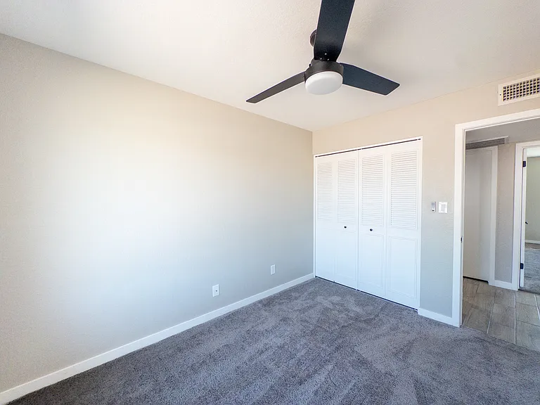 1712 N Longmore St — Photo 19