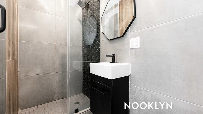 Rented by Nooklyn NYC LLC | media 21