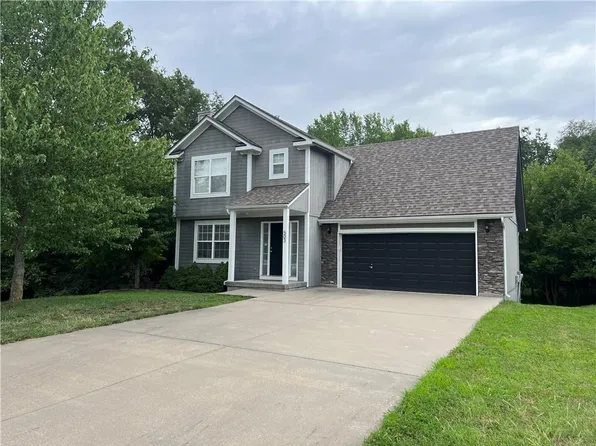 503 Fountain Hills Dr, Warrensburg, MO 64093