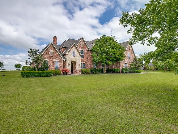 3rd image of 4755 Bear Claw Ln