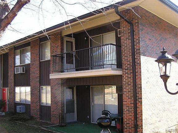 2nd image of 9929 S Bunker Hill Dr #F