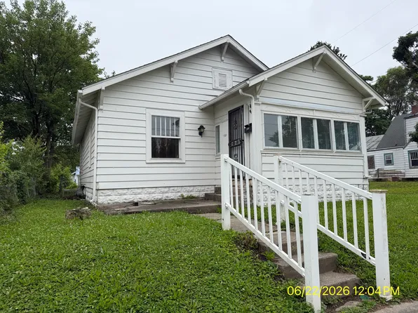 1203 E 27th St, Anderson, IN 46016