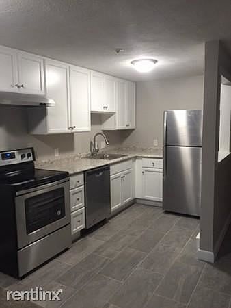 1st image of 18 Washington St APT 3