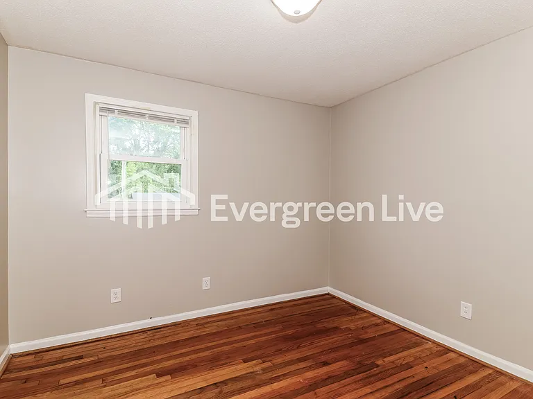 1004 Cane Lake Dr — Photo 11