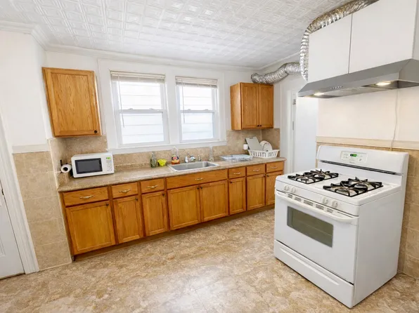 (undisclosed Address), Harrison, NJ 07029