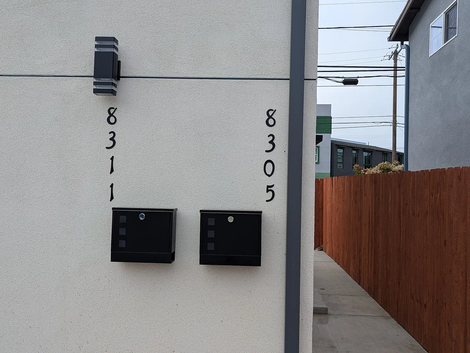 3 bed, 1200 sqft, $5,100 — Photo 1