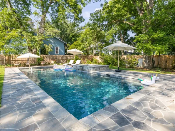 326 N Dooly St, Montezuma, GA 31063