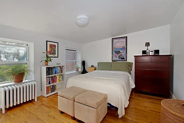 Sold by Corcoran | media 21