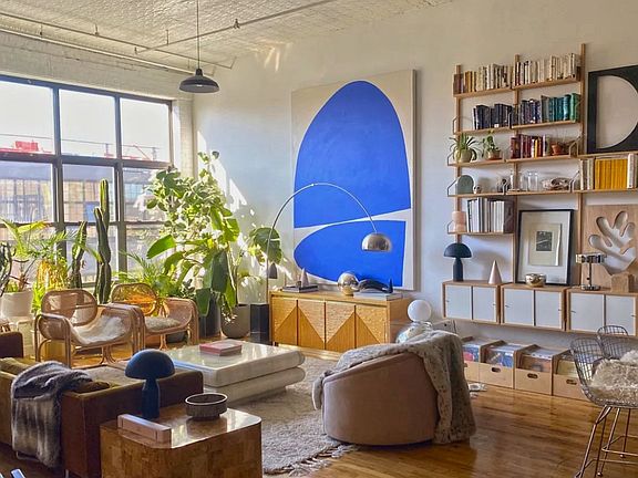 5th image of 255 McKibbin St #309