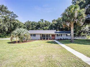 10017 County Road 117, Oxford, FL 34484