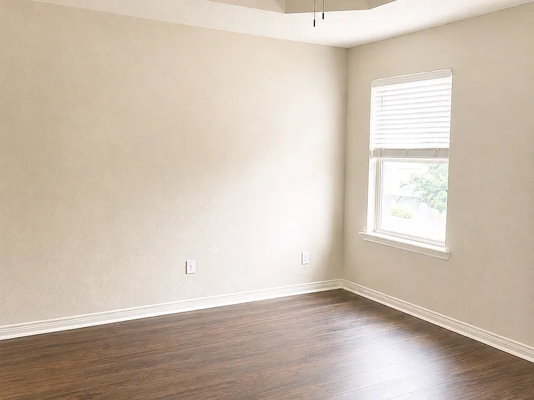 Bedroom 2 - View 1